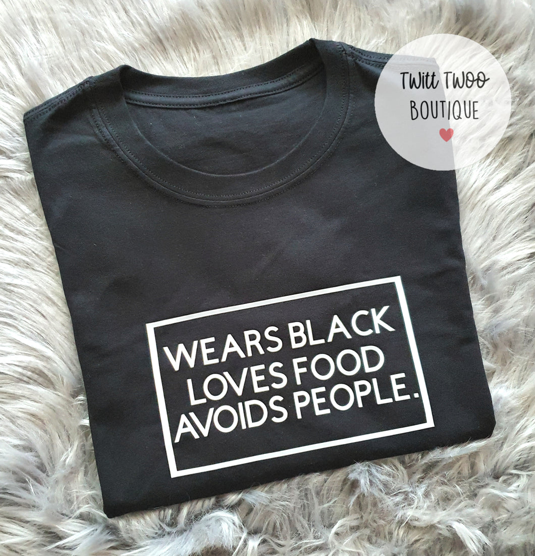 Wears black loves food sweatshirt